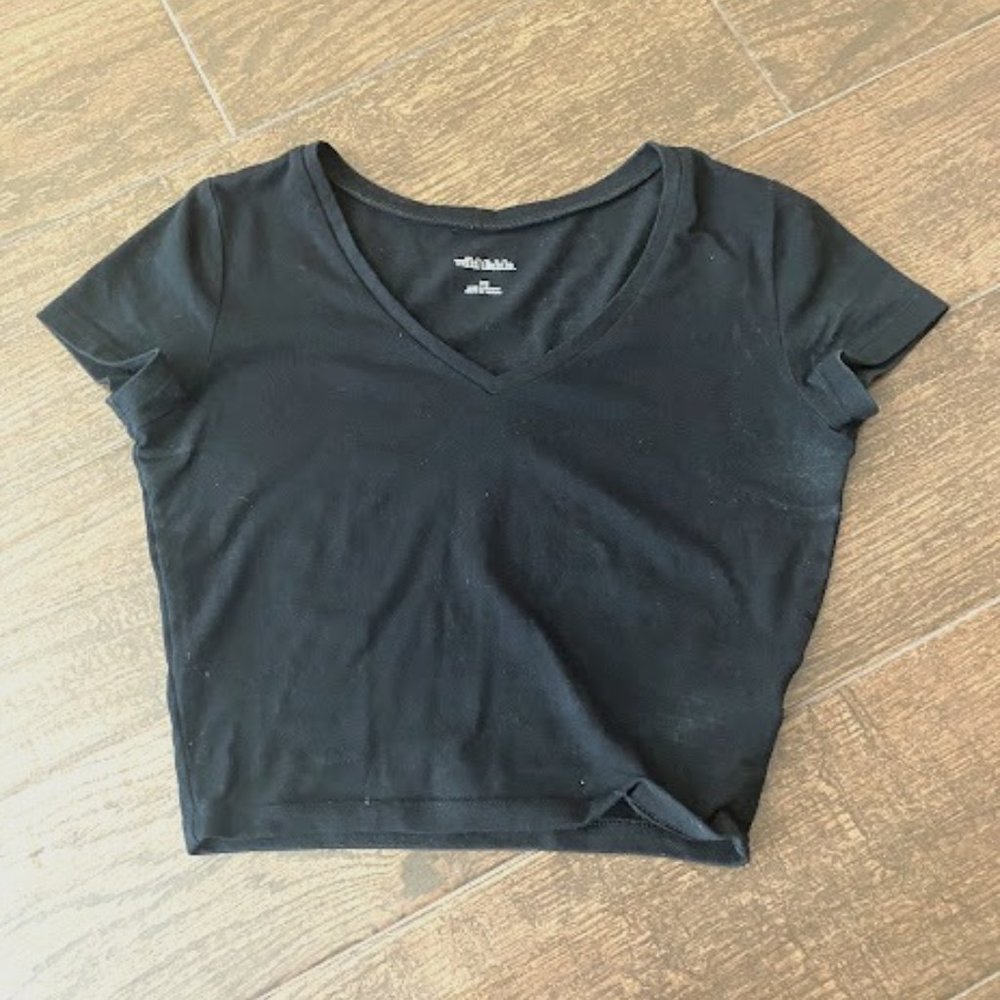 Wild Fable Black Cropped V-Neck Top